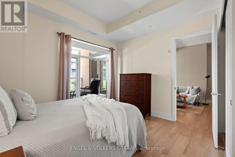 28995603/207-100-champagne-avenue-s/west-centre-town/ottawa/ontario/K1S4P4_22