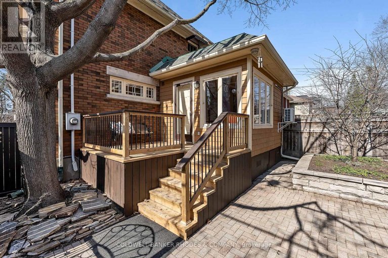 29667356/592-besserer-street/sandy-hill/ottawa/ontario/K1N6C9_39