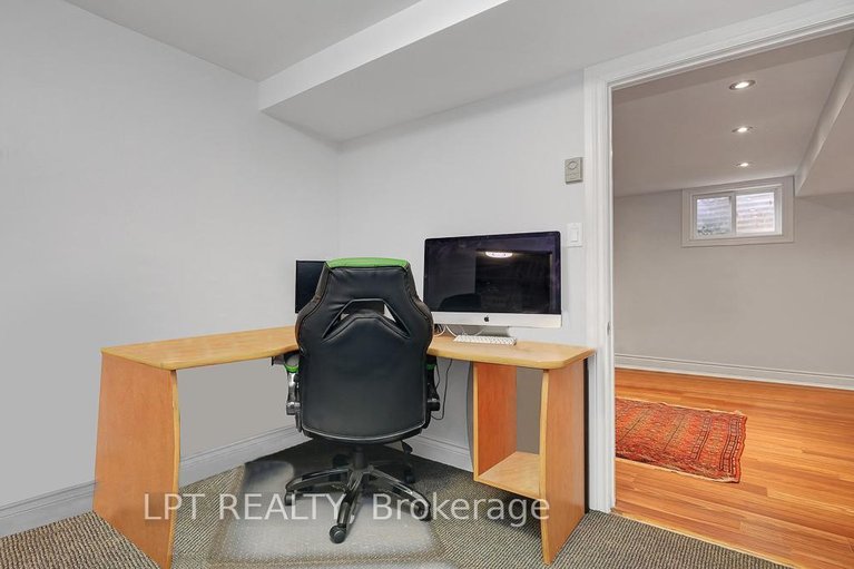 29603325/624-pleasant-park-road/playfair-park/ottawa/ontario/K1H5N5_46