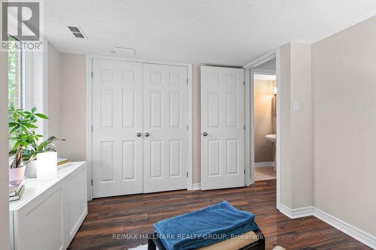 28457131/1340-guthrie-street/leslie-park/ottawa/ontario/K2H1G8_19