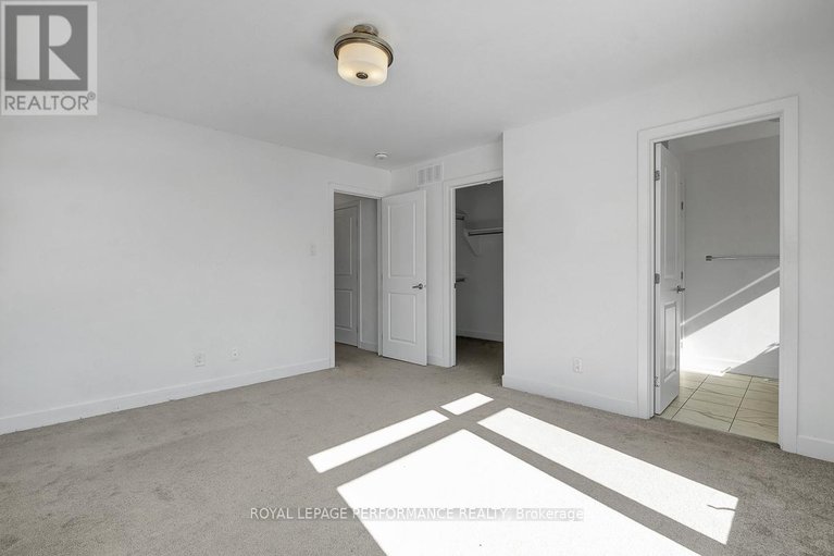 29445576/51-moosonee-crescent/riverside-southgloucester-glen/ottawa/ontario/K4M0M1_45