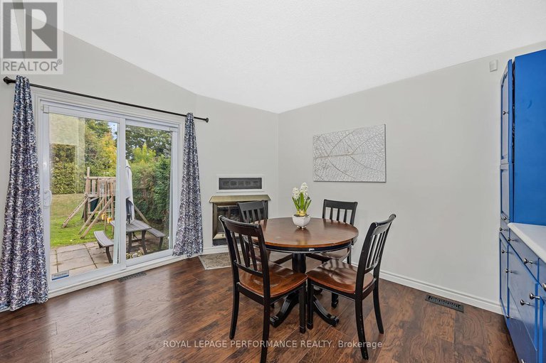 28901939/461-duvernay-drive/queenswood-heights-south/ottawa/ontario/K1E2N7_15
