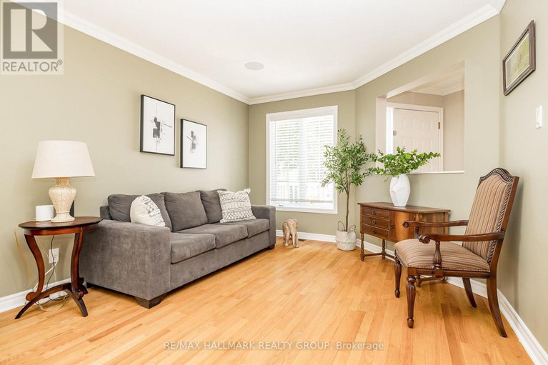 28620825/4-gros-morne-court/bridlewood/ottawa/ontario/K2M2W7_5
