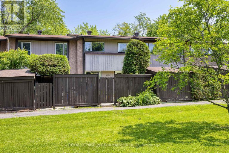 28471884/49-reaney-court/beaverbrook/ottawa/ontario/K2K1W7_46