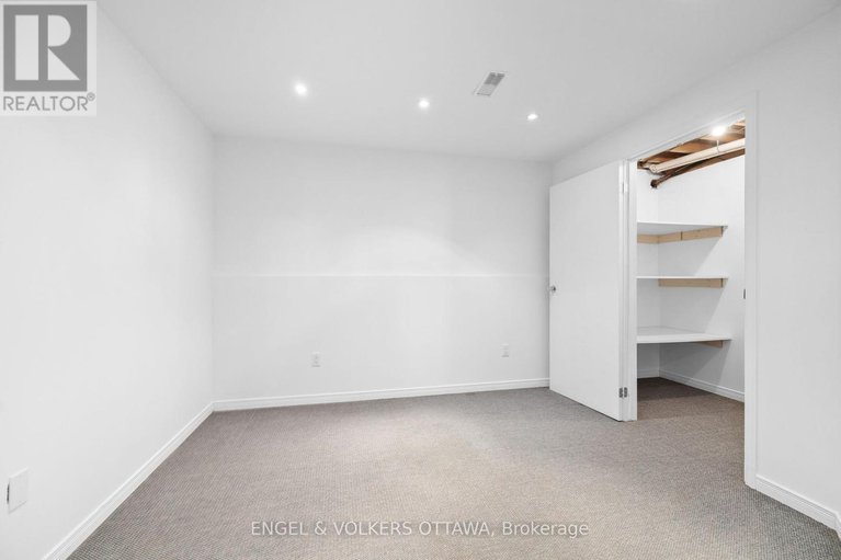 28241154/306-cathcart-street/lower-town/ottawa/ontario/K1N5C4_33