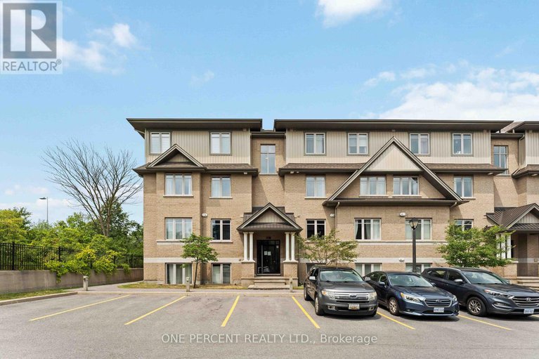 28720301/f-66-tipperary-private/longfields/ottawa/ontario/K2J2T3_1