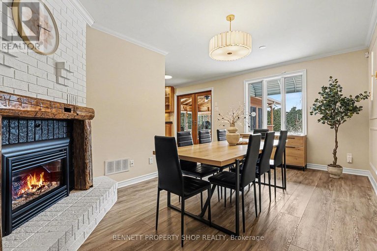 29404240/216-macdougall-street/village-of-russell/russell/ontario/K4R1A5_13