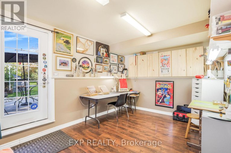 28642527/93-high-street/vankleek-hill/champlain/ontario/K6A1B4_17