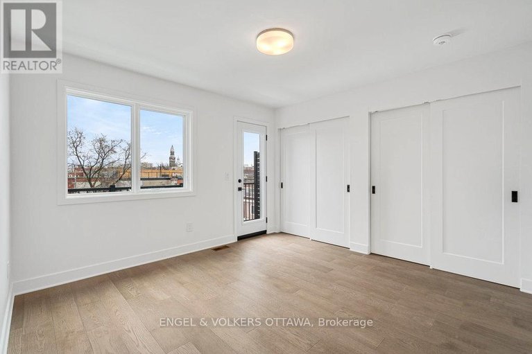 29615592/69-parent-avenue/lower-townbyward-market/ottawa/ontario/K1N0E6_31