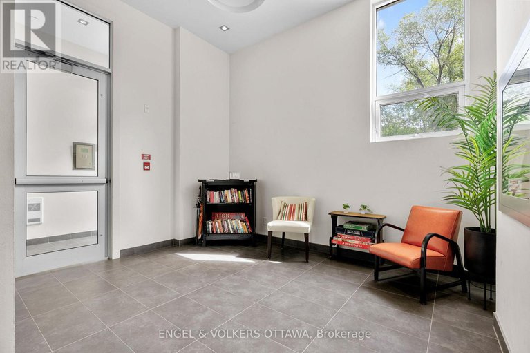 28758017/106-390-booth-street/west-centre-town/ottawa/ontario/K1R7K6_3