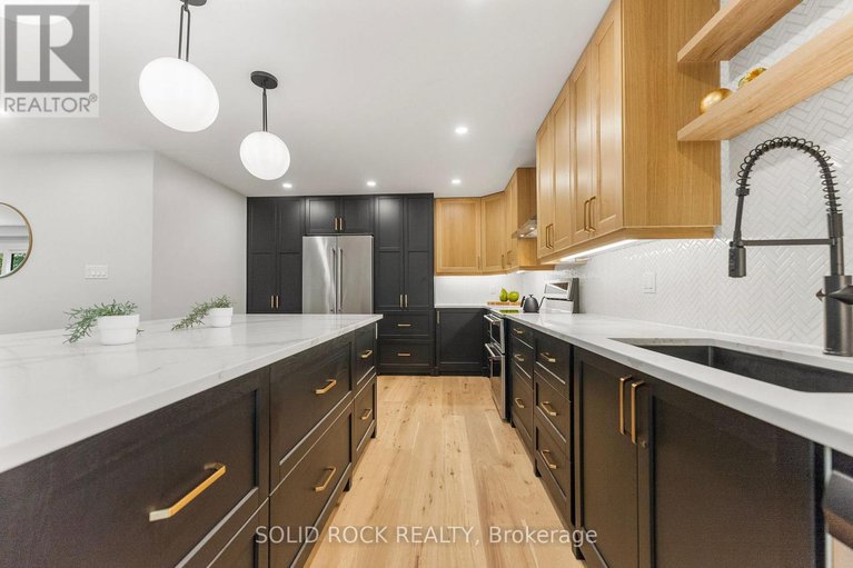 28762668/210-carleton-avenue/ottawa-westtunneys-pasture/ottawa/ontario/K1Y0J3_15