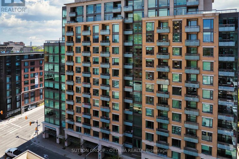 28309785/612-238-besserer-street/sandy-hill/ottawa/ontario/K1N6B1_1