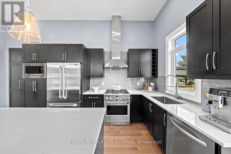 28956105/1003-markwick-crescent/notting-hillsummerside/ottawa/ontario/K4A4X5_14