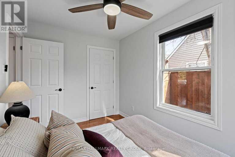 29614829/924-fisher-avenue/carlington/ottawa/ontario/K1Z6P4_17