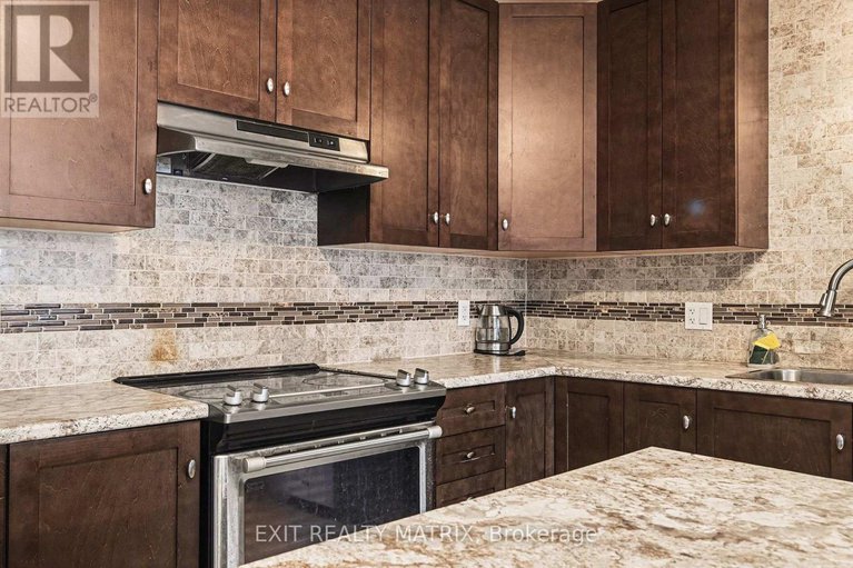 29312326/305-300-solstice-crescent/embrun/russell/ontario/K0A1W0_7