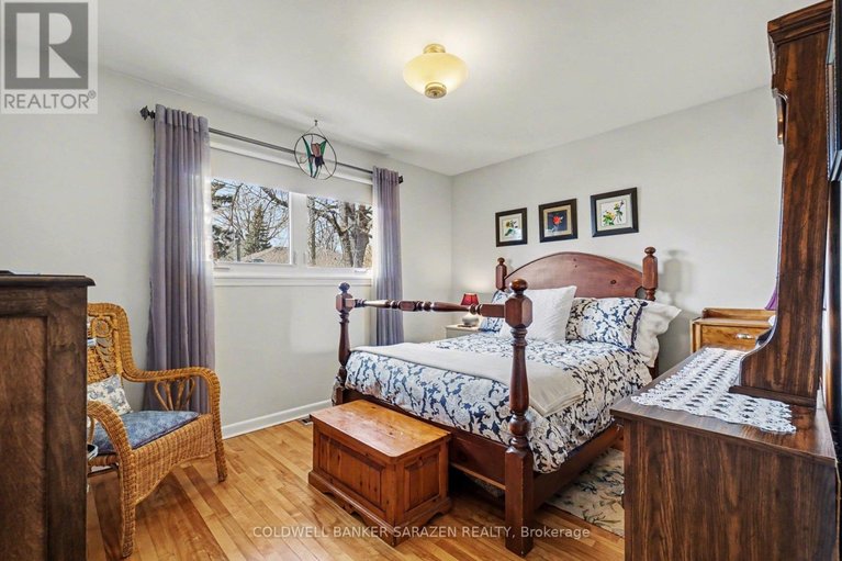 29587859/1306-hanbury-street/bel-air-heights/ottawa/ontario/K2C2M2_8