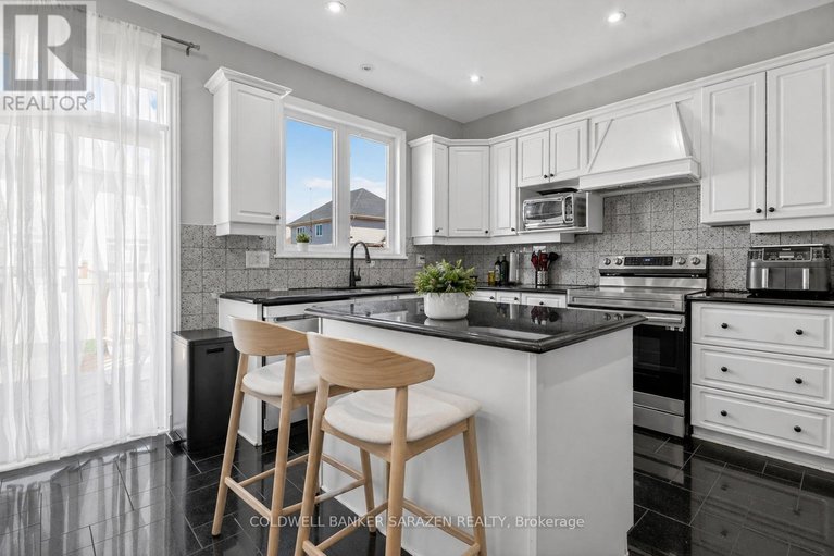 29667905/149-august-lily-crescent/riverside-southgloucester-glen/ottawa/ontario/K1V2E3_11