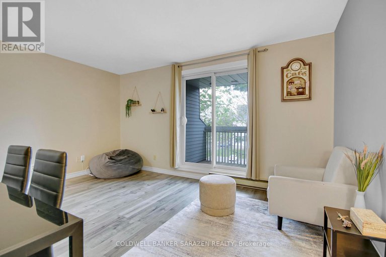 28363113/412-214-viewmount-drive/borden-farmstewart-farmcarleton-heightsparkwood-hills/ottawa/ontario/K2E7X3_6