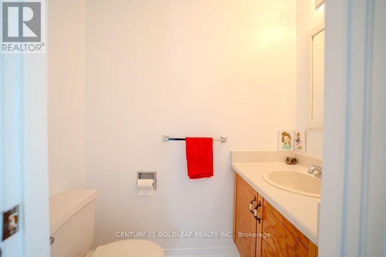 28627502/612-chenier-way/fallingbrookpineridge/ottawa/ontario/K4A1R1_20