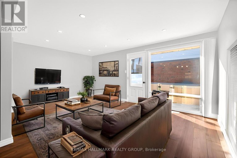 29163318/b-905-elmsmere-road/beacon-hill-south/ottawa/ontario/K1J8G4_10