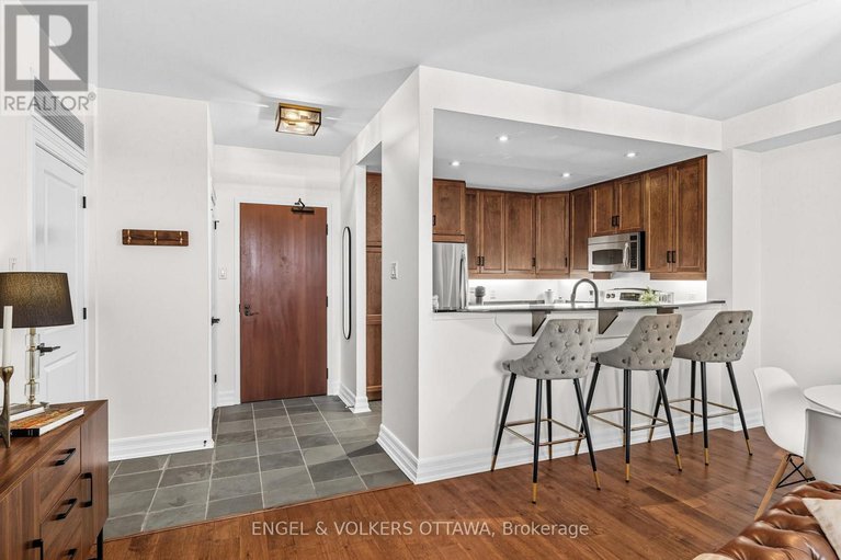28862056/403-320-mcleod-street/ottawa-centre/ottawa/ontario/K2P1A3_6