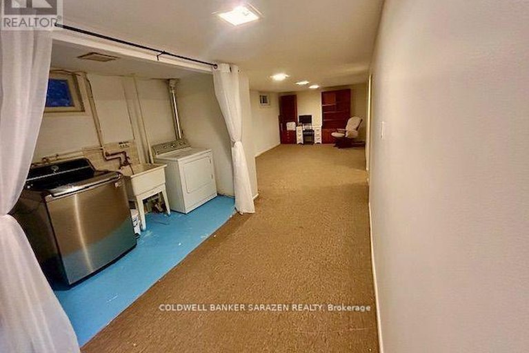 29378689/18-stinson-avenue/lynwood-village/ottawa/ontario/K2H6N1_20