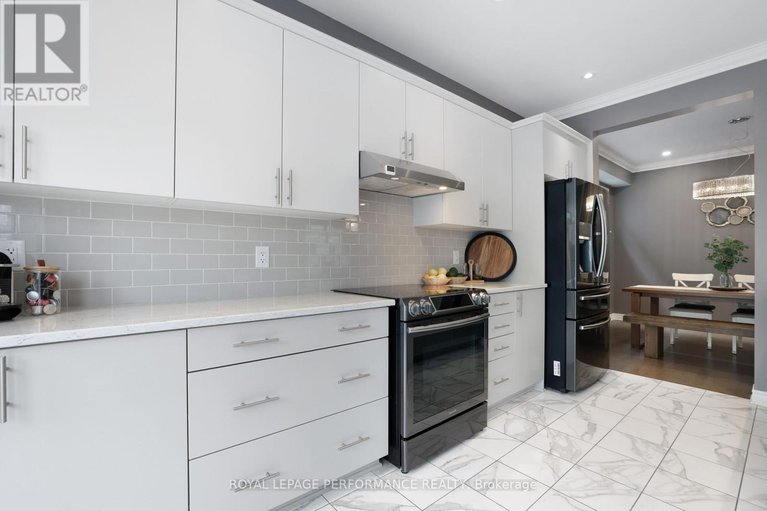 28913501/266-shinleaf-crescent/mer-bleuebradley-estatesanderson-park/ottawa/ontario/K1W0J2_16