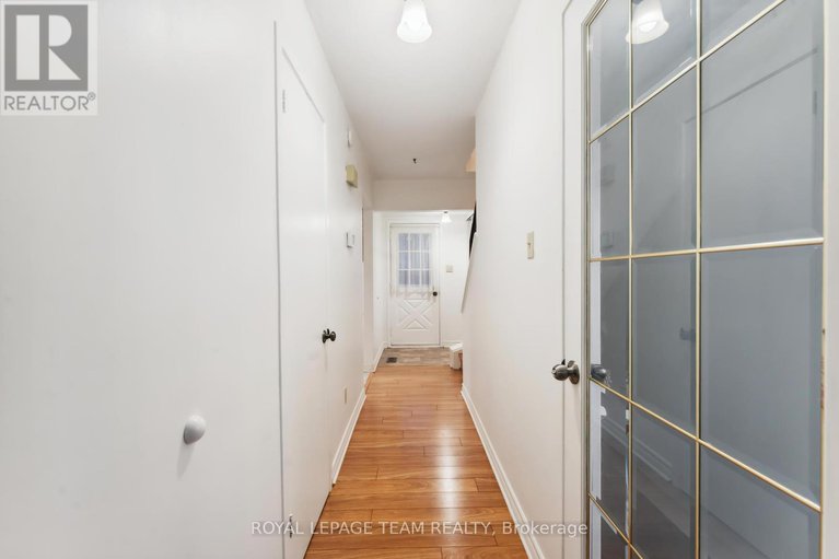 28512165/6351-st-louis-drive/hiawatha-parkconvent-glen/ottawa/ontario/K1C2X9_8