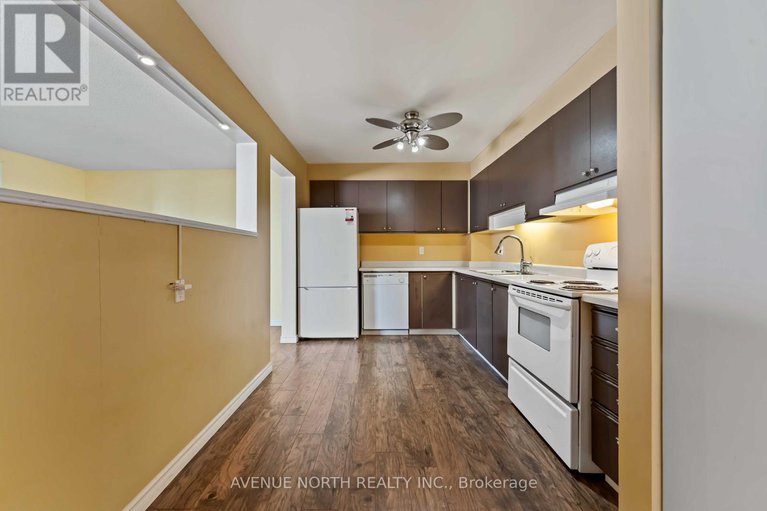 29011609/200-214-viewmount-drive/borden-farmstewart-farmcarleton-heightsparkwood-hills/ottawa/ontario/K2E7X3_14