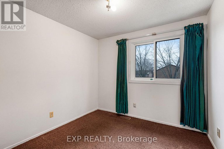 29125286/48-2276-orient-park-drive/blackburn-hamlet-south/ottawa/ontario/K1B4Z7_19