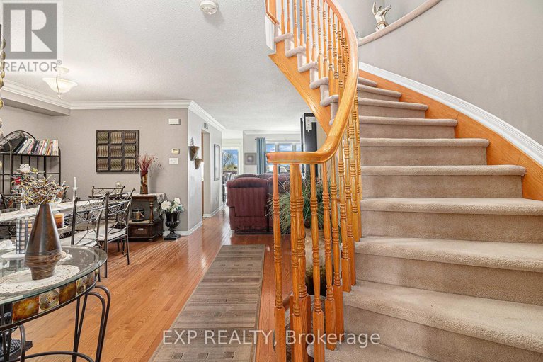 28613592/258-trail-side-circle/springridgeeast-village/ottawa/ontario/K4A5B5_4