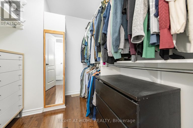 29369214/48-station-trail/village-of-russell/russell/ontario/K4R0A3_29