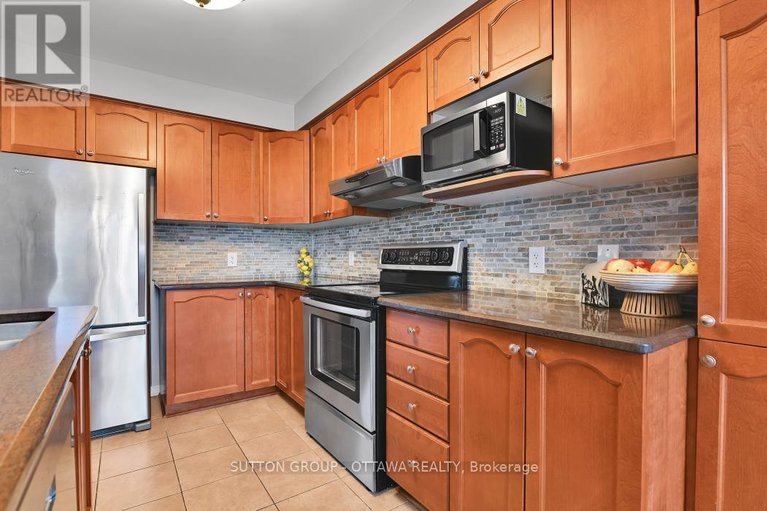 29107062/214-trail-side-circle/notting-hillsummerside/ottawa/ontario/K4A5B4_17