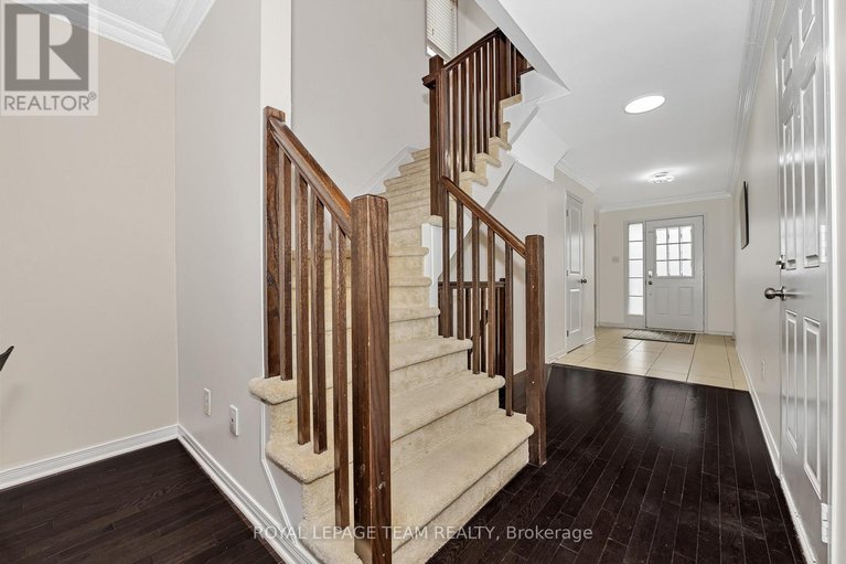 28967262/430-haresfield-court/riverside-southgloucester-glen/ottawa/ontario/K4M0B6_6