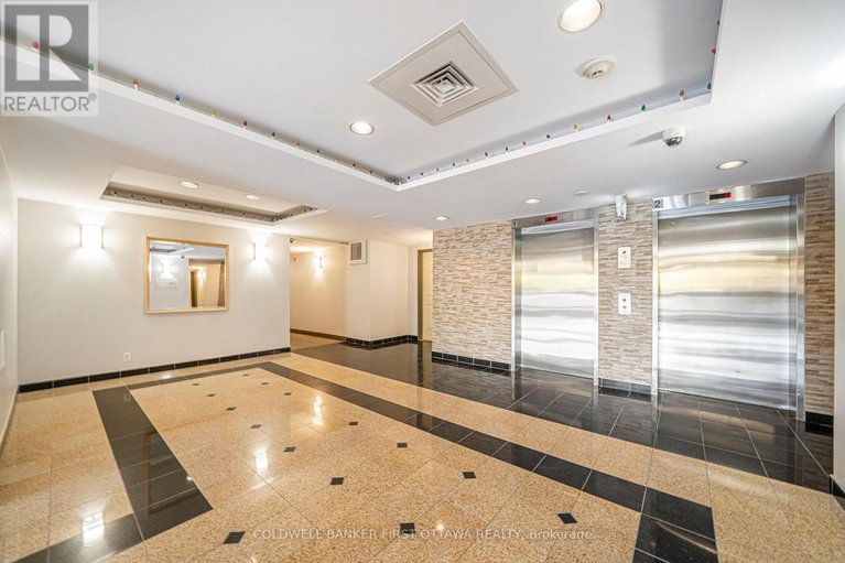 28960475/403-120-grant-carman-drive/borden-farmstewart-farmcarleton-heightsparkwood-hills/ottawa/ontario/K2E1C8_2
