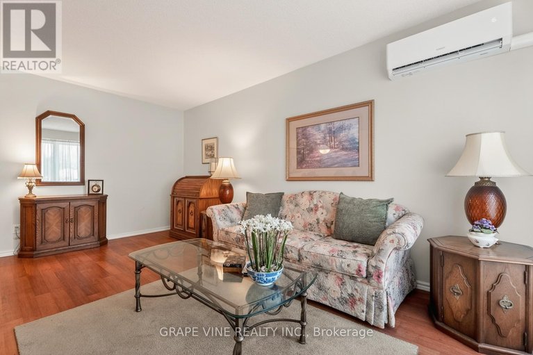 29662383/36-177-salter-crescent/beaverbrook/ottawa/ontario/K2K1Y9_12