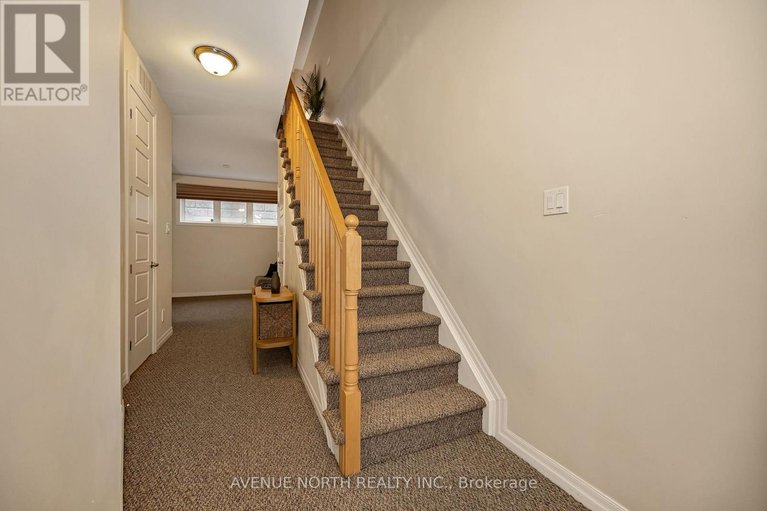 29610320/120-lionel-private/springridgeeast-village/ottawa/ontario/K4A0X1_10