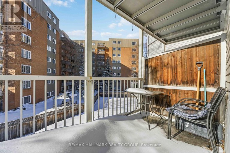 29677267/1660-locksley-lane/beaconwood/ottawa/ontario/K1J1B6_40