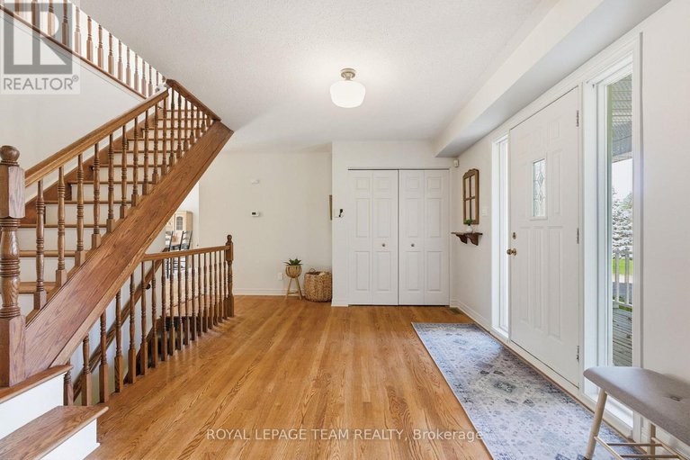 29036869/1102-cindy-hill-crescent/manotick-long-island-nicholls-island/ottawa/ontario/K4M1E8_7