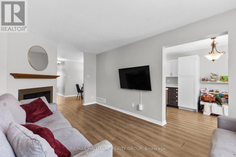 29246859/37-roblyn-way/barrhaven-east/ottawa/ontario/K2G5Z5_9