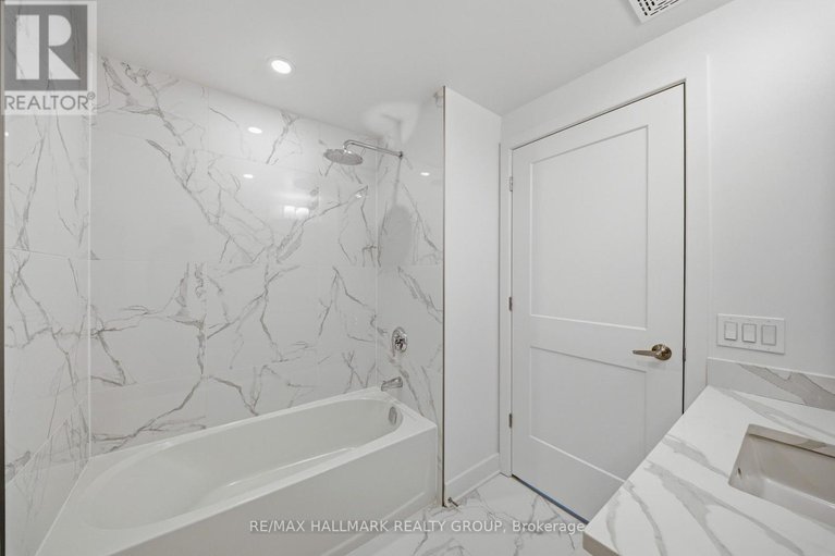 29649234/1407-180-george-street/lower-townbyward-market/ottawa/ontario/K1N0G8_4