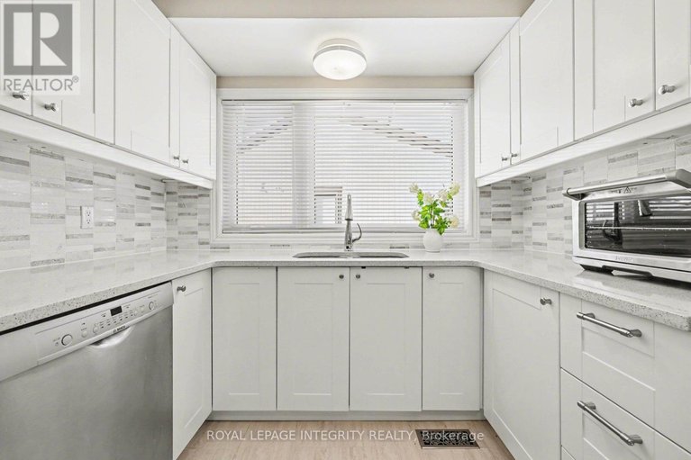 29534347/16-pebble-beach-court/stittsville-central/ottawa/ontario/K2S1B9_11