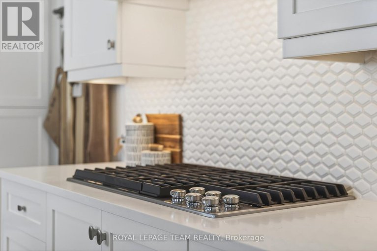 29408262/128-grasshopper-point-road/drummond-n-elmsley-drummond-twp/drummondnorth-elmsley/ontario/K7H0J4_17