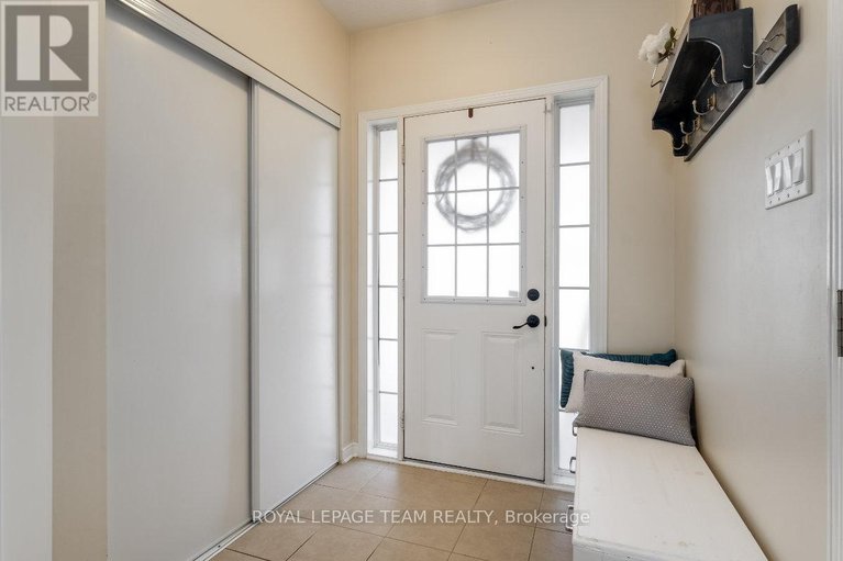 29094729/404-heathrow-private/stittsville-south/ottawa/ontario/K2S0M9_3