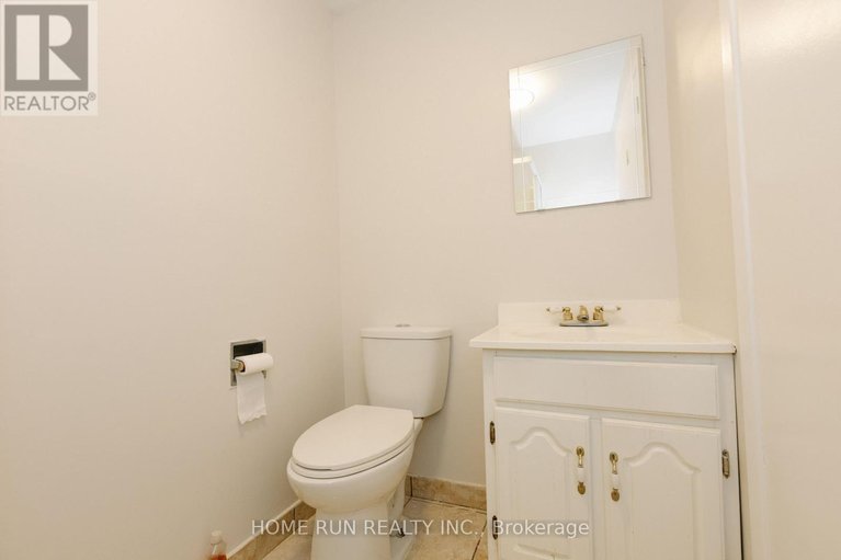 29472540/1285-meadowland-drive/borden-farmstewart-farmcarleton-heightsparkwood-hills/ottawa/ontario/K2E6K4_7