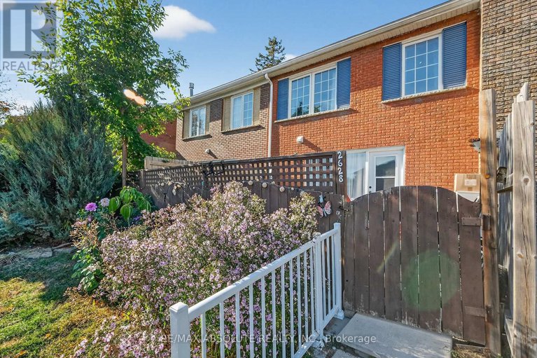 28956955/2628-baseline-road/leslie-park/ottawa/ontario/K2H7B4_40