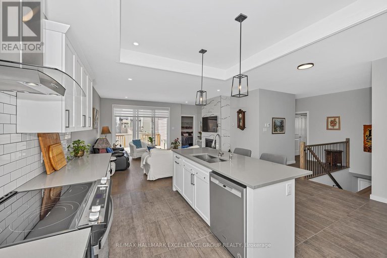 28322287/628-cobalt-street/clarencerockland-twp/clarence-rockland/ontario/K4K0L4_9
