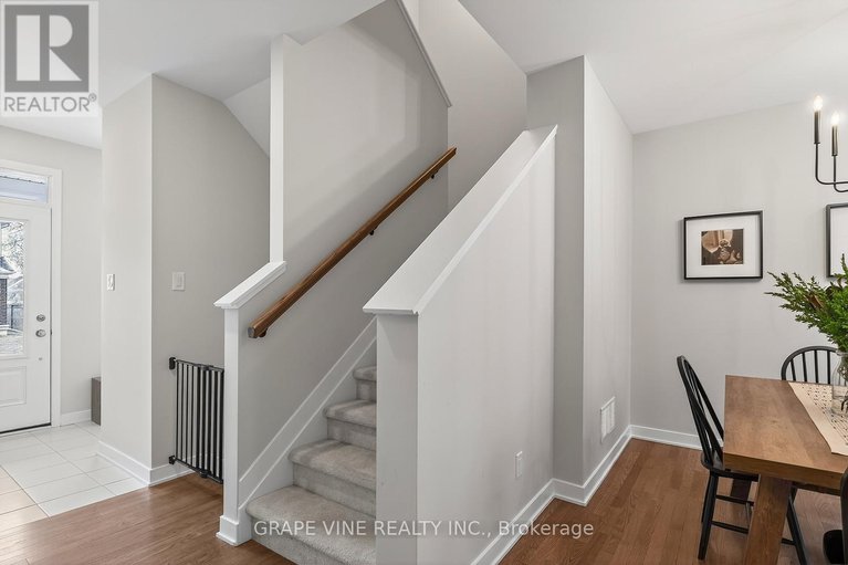 29145607/2005-postilion-street/btwn-franktown-rd-fallowfield-rd/ottawa/ontario/K0A2Z0_19