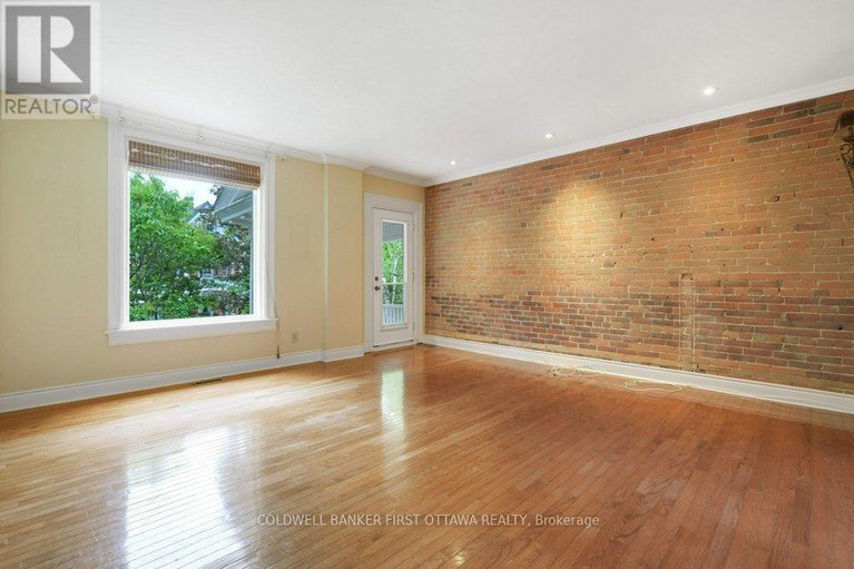 28976425/543-besserer-street/sandy-hill/ottawa/ontario/K1N6C6_15