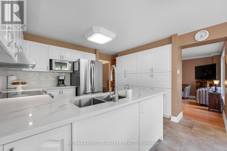 28654020/1866-robinwood-place/chapel-hill/ottawa/ontario/K1C6L7_12